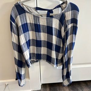 Bella Dahl Cropped Women’s Top. Blue and White Checkered. Size XS.